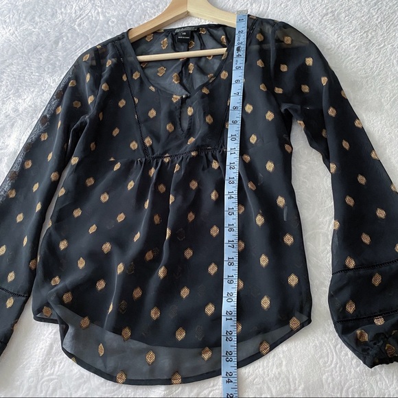 Lucky Brand Semi Sheer Gold Thread Embroidered Top - Picture 4 of 9